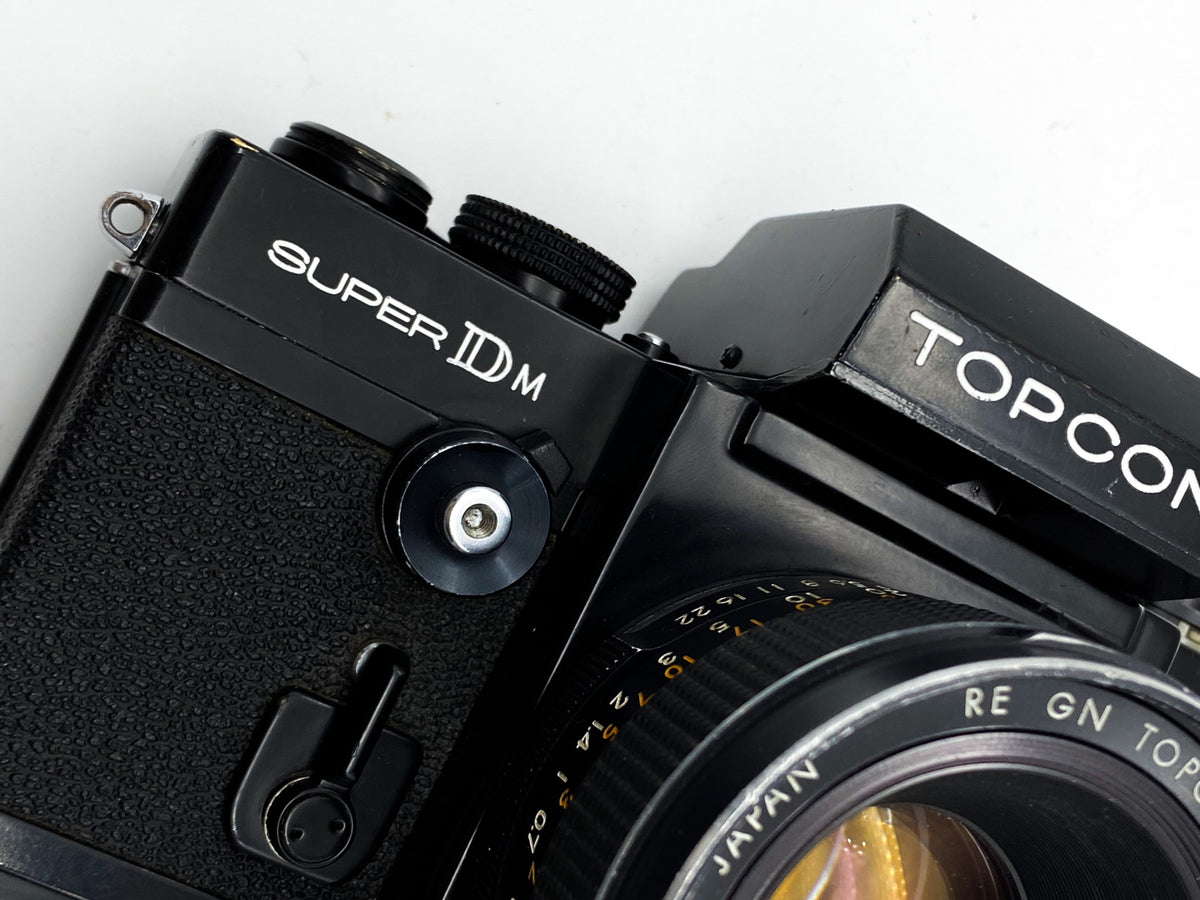Two broke boys review: The Topcon Super DM, a forgotten pro-camera 