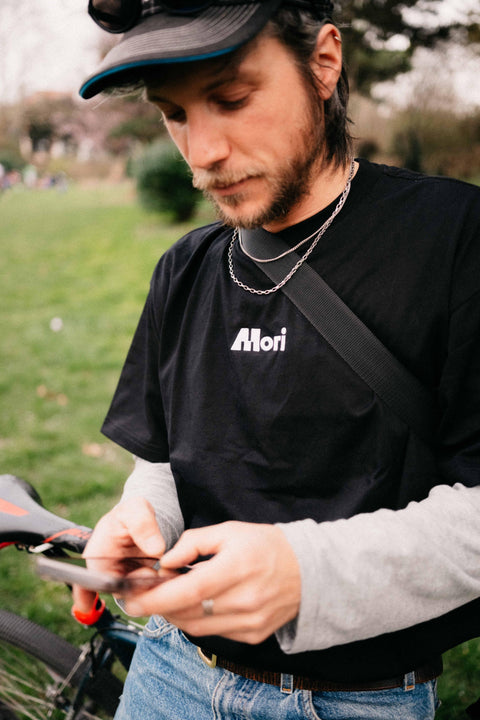 Mori Crew - T-shirt ajusté