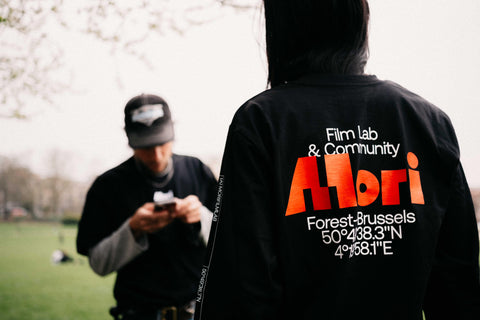 Mori Crew - T-shirt graphique à manches longues