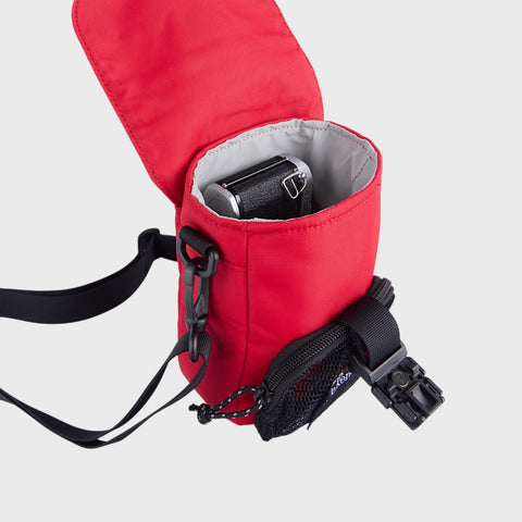 Long Weekend Crossbody Camera Pouch - Red