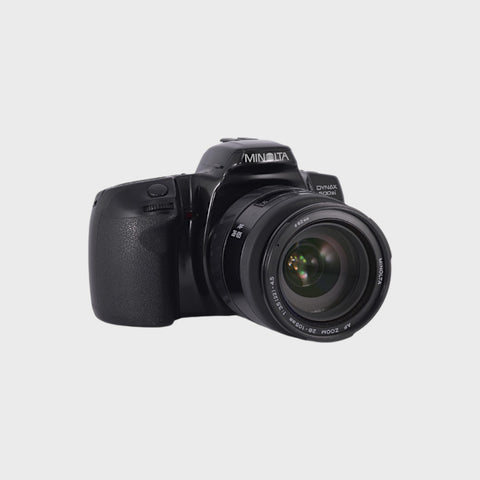 Minolta Dynax 500si 35mm SLR film camera with 28-105mm f3.5-4.5 lens