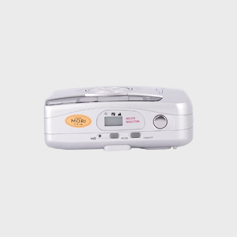 Traveler AF-Zoom 80 35mm Type film camera with 35-80mm zoom lens