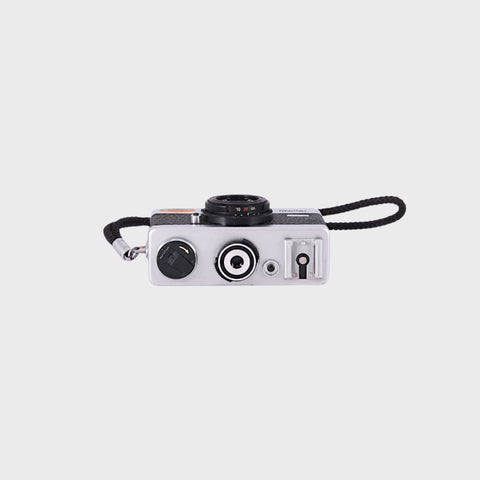 Rollei B35 35mm viewfinder film camera with 40mm f3.5 lens