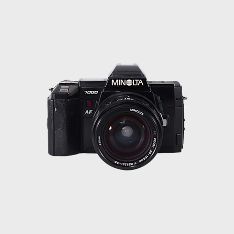 Minolta 7000 AF 35mm SLR film camera with 35-105mm lens