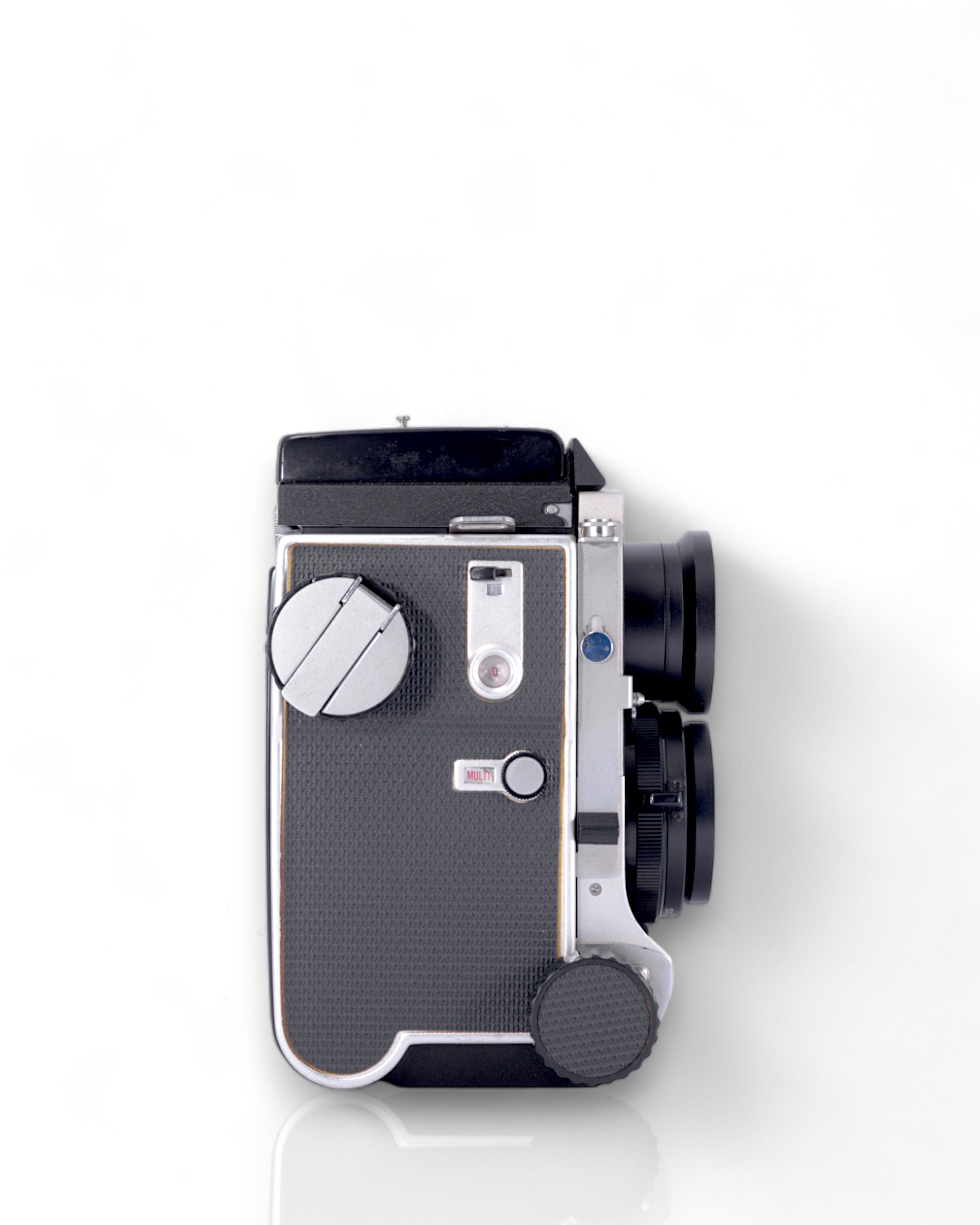 Mamiya C220 Medium Format TLR film camera with 80mm f2.8 lens – Mori Film  Lab