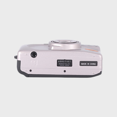 Minolta Riva Zoom 90 35mm Point & Shoot Film Camera with 38-90mm Lens