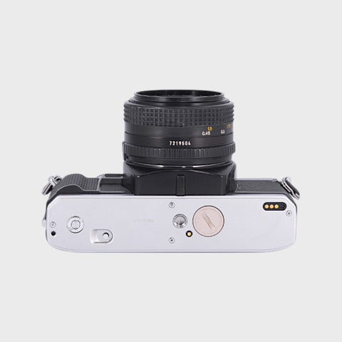 Minolta X-300 35mm SLR Film Camera with 50mm f1.7 Lens