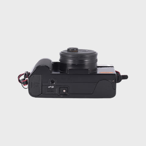 Canon AF35 ML 35mm point & shoot film camera with 40mm f1.9 lens