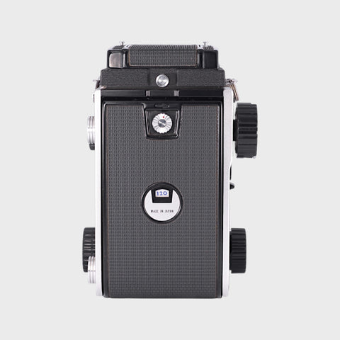 Mamiya C220 Medium Format TLR film camera with 80mm f2.8 lens