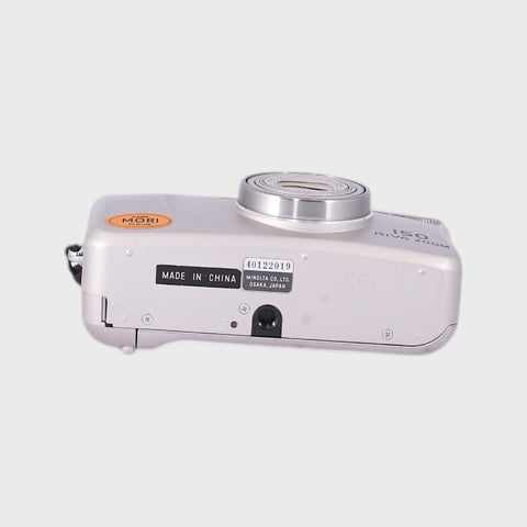 Minolta Riva Zoom 150 Point & Shoot 35mm argentique  objectif 37,5-150 mm