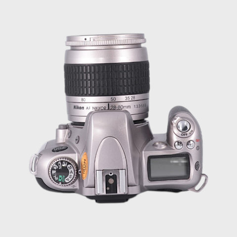 Nikon F55 Reflex 35mm argentique  objectif zoom 28-80 mm