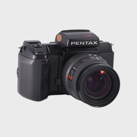 Appareil photo reflex Pentax SFXn 35 mm avec objectif zoom 35-105 mm