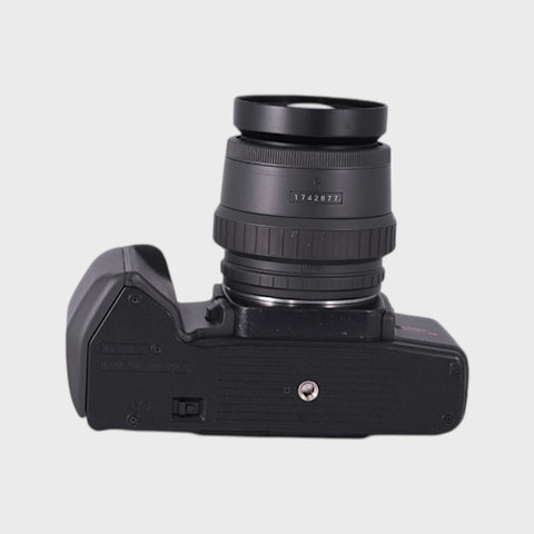 Appareil photo reflex Pentax SFXn 35 mm avec objectif zoom 35-105 mm