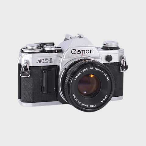 Canon AE-1 Reflex 35mm argentique avec 50mm f1.8 objectif