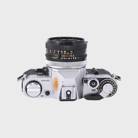 Canon AE-1 Reflex 35mm argentique avec 50mm f1.8 objectif