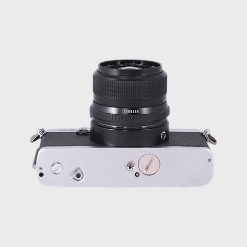 Minolta XG-1 Reflex 35mm argentique  objectif 28 mm f2,8