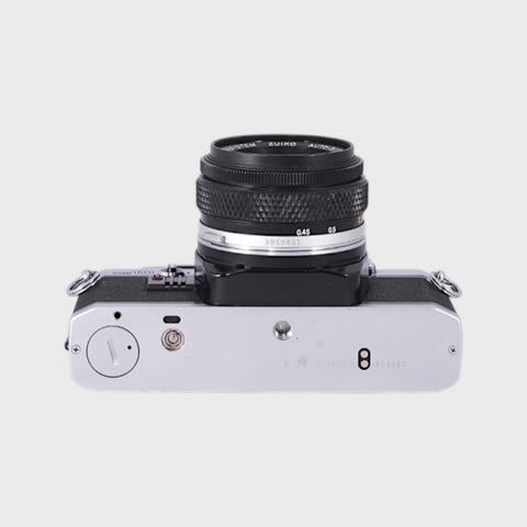 Olympus OM10 Reflex 35mm argentique  objectif 50 mm f1.8