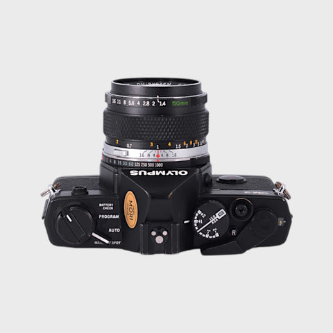 Appareil photo Reflex 35mm argentique Olympus OM-2 SP Reflex 35mm argentique  objectif 50 mm f/1,4