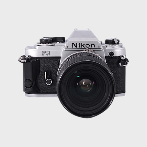 Appareil photo Reflex 35mm argentique Nikon FG Reflex 35mm argentique  objectif zoom 28-85 mm