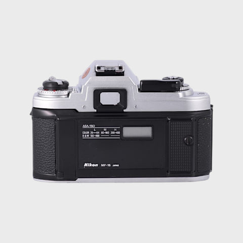 Appareil photo Reflex 35mm argentique Nikon FG Reflex 35mm argentique  objectif zoom 28-85 mm