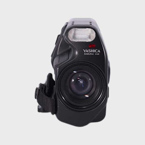 Yashica Samurai X3.0 Half-frame Reflex 35mm argentique avec 25mm-75mm objectif