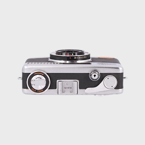 Appareil photo demi-format Fujica 35 mm avec objectif 28 mm f/2,8