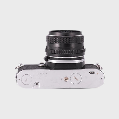 Appareil photo Reflex 35mm argentique Pentax ME Reflex 35mm argentique  objectif 28 mm f/3,5