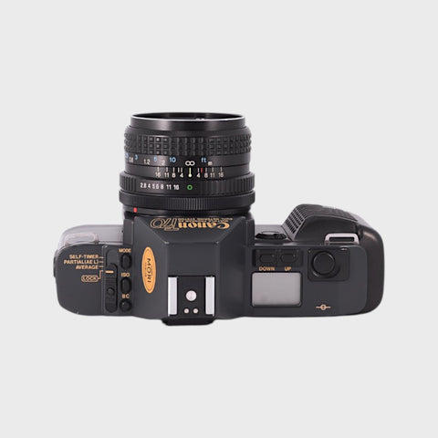 Canon T70 Reflex 35mm argentique avec objectif 28mm f2.8