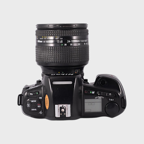 avec boîte: Nikon F90, Reflex 35mm argentique  objectif zoom 24-120 mm