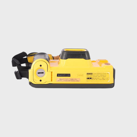 Appareil photo argentique sous-marin Minolta Weathermatic 35DL 35 mm de type « viser et déclencher », équipé d'objectif 35/50 mm