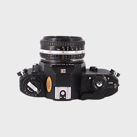 Appareil photo Reflex 35mm argentique Nikon EM Reflex 35mm argentique  objectif 50 mm f/1,8