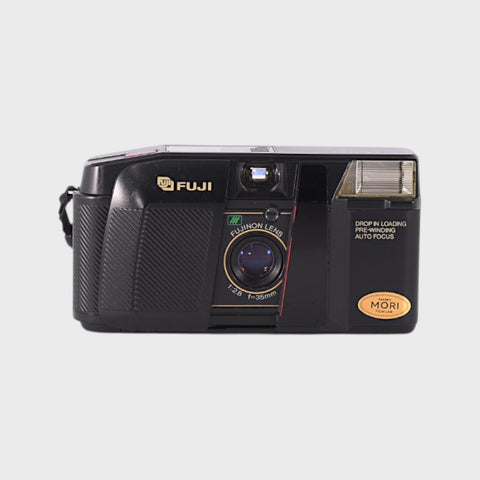 Appareil Point & Shoot 35mm argentique Fuji DL-300 « Point & Shoot 35mm argentique  objectif 35 mm f/2,8