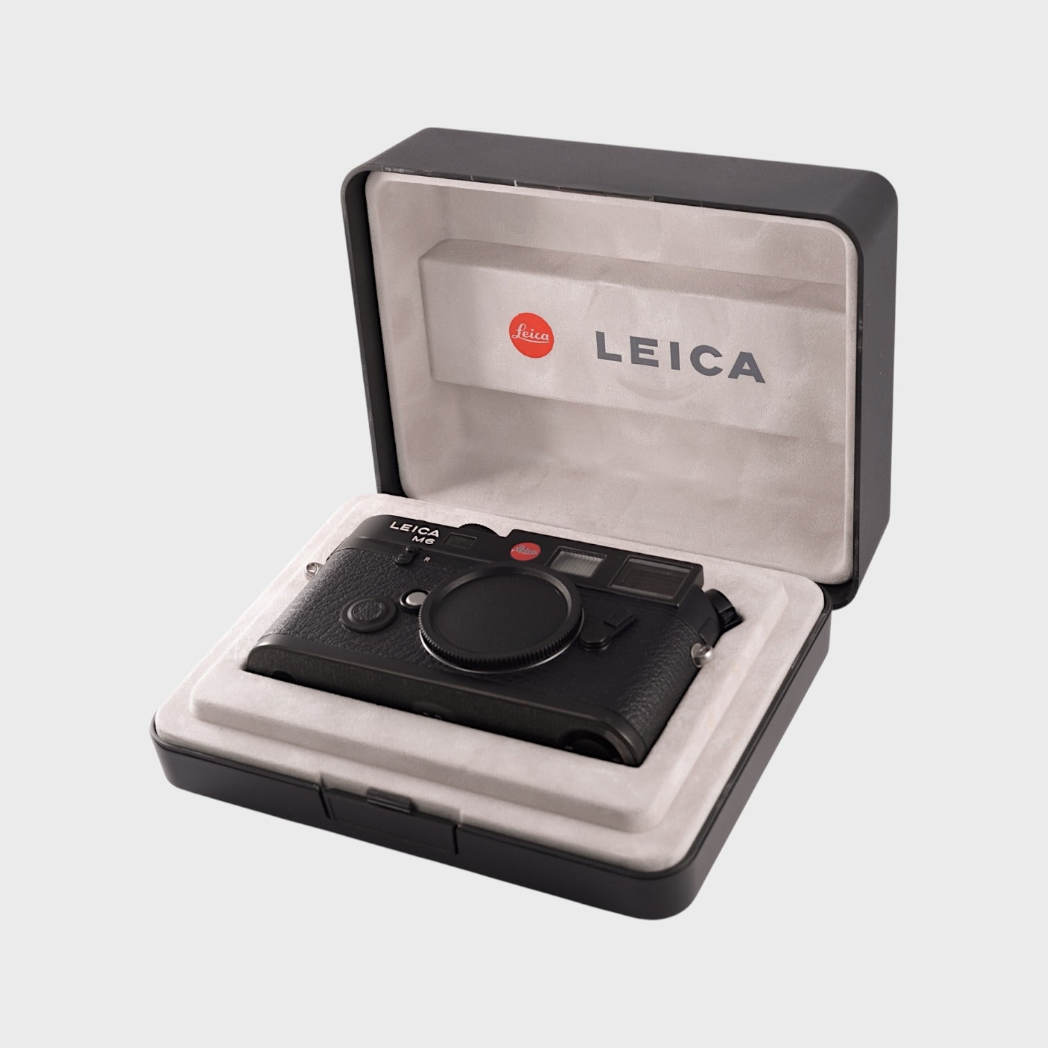 New Leica M6 TTL 0.85 Early 00' 35mm Rangefinder Film Camera body