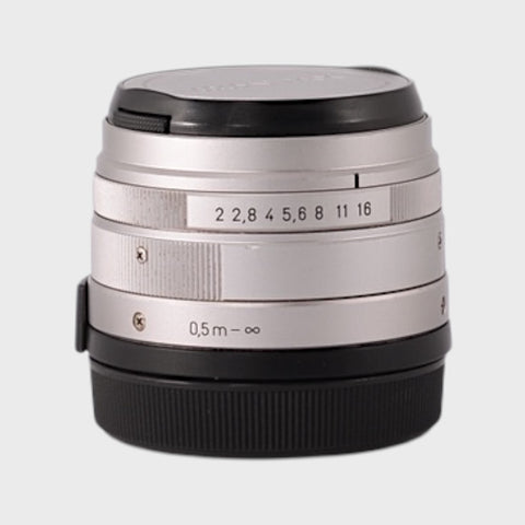 objectifmonture Zeiss Planar T 45 mm f/2 àmonture Contax G