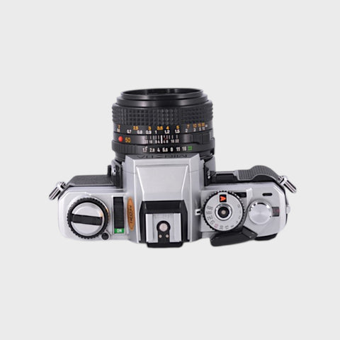 Minolta X-500 35mm SLR Film Camera with 50mm f1.7 Lens