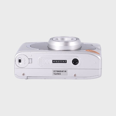 Traveler AF-Zoom 90 35mm Type film camera with 35-90mm zoom lens