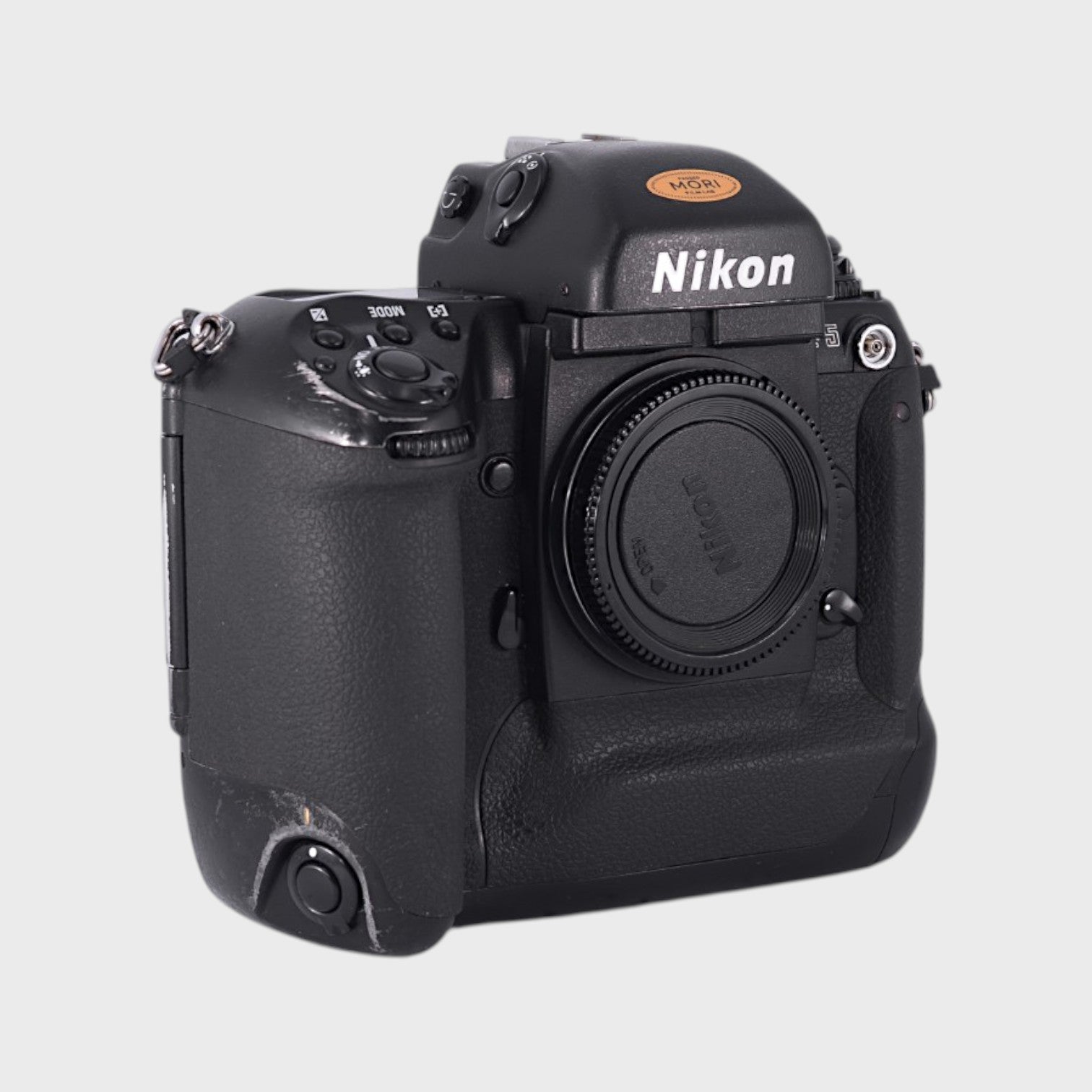 Nikon F5 35mm SLR film camera BODY ONLY – Mori Film Lab