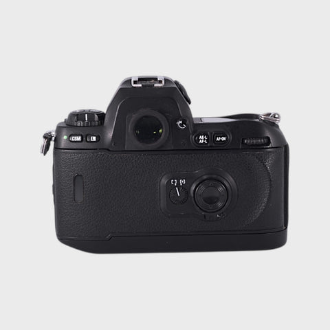 Nikon F100 35mm SLR film camera body only