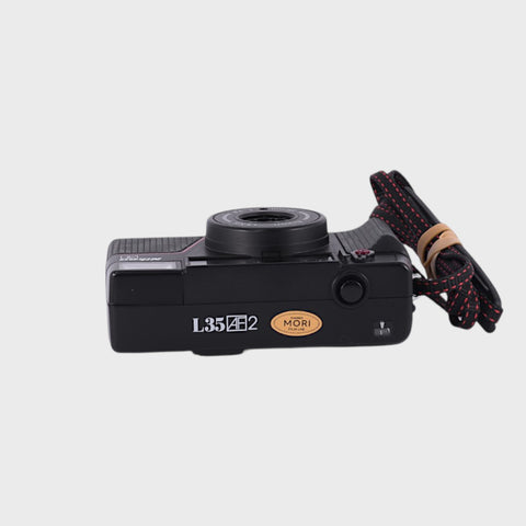 Nikon L35 AF2 35mm Point & Shoot film camera with 35mm f2.8 lens