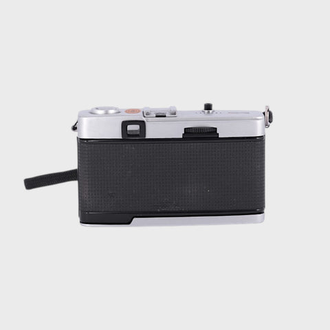 Olympus Trip 35 35mm Point and Shoot Film Camera with 40mm f2.8 Lens