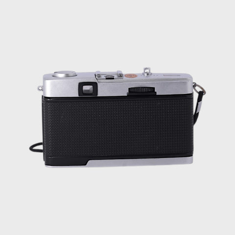 Olympus Trip 35 35mm Point and Shoot Film Camera with 40mm f2.8 Lens