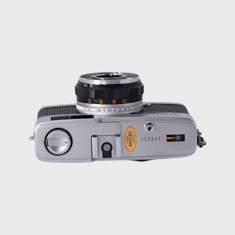 Olympus Trip 35 35mm Point and Shoot Film Camera with 40mm f2.8 Lens