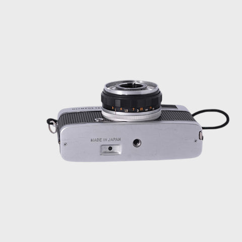 Olympus Trip 35 35mm Point and Shoot Film Camera with 40mm f2.8 Lens