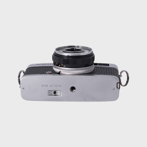 Olympus Trip 35 35mm Point and Shoot Film Camera with 40mm f2.8 Lens