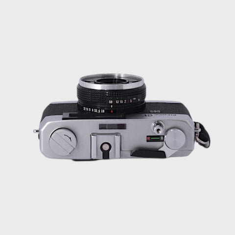 Fujica GE 35mm Point-and-shoot Film Camera with 38mm f2.8 lens
