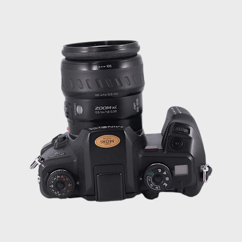 Minolta Dynax 7 35mm SLR film camera with 28-105mm zoom lens