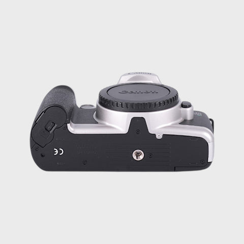 Canon EOS 500 35mm SLR film camera Body Only