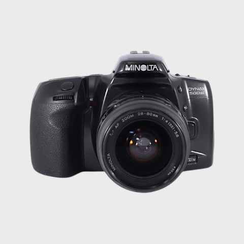 Minolta Dynax 500si 35mm SLR film camera with 28-80mm lens
