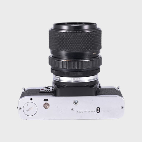 Olympus OM10 35mm SLR Film Camera with 35-70mm f4 Lens