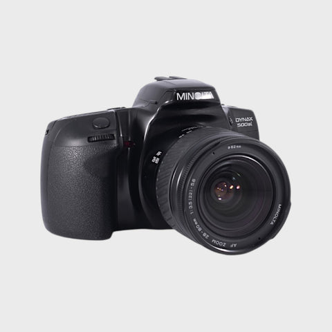 Minolta Dynax 500si 35mm SLR film camera with 28-80mm lens